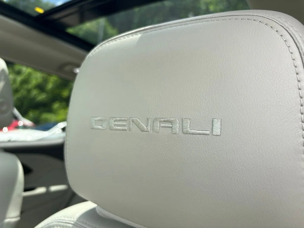 Used 2020 Black GMC Denali image 19