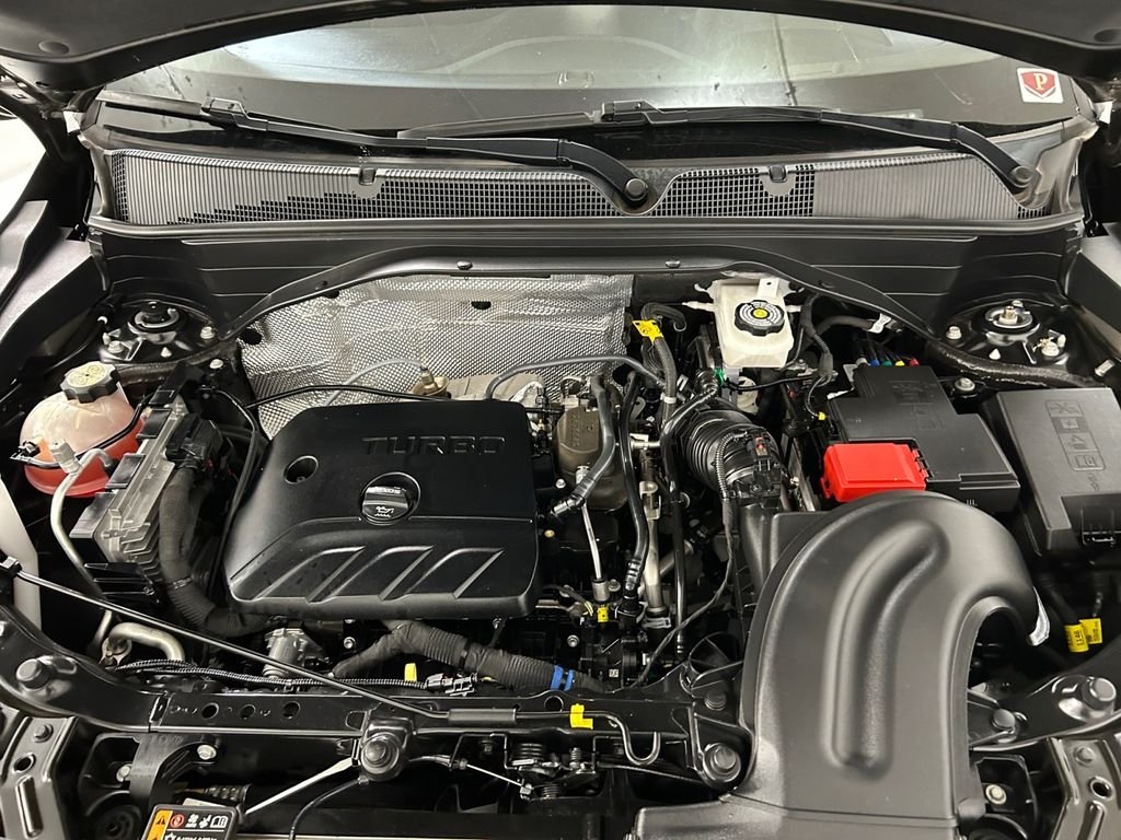Used 2022 Black Chevrolet RS image 21