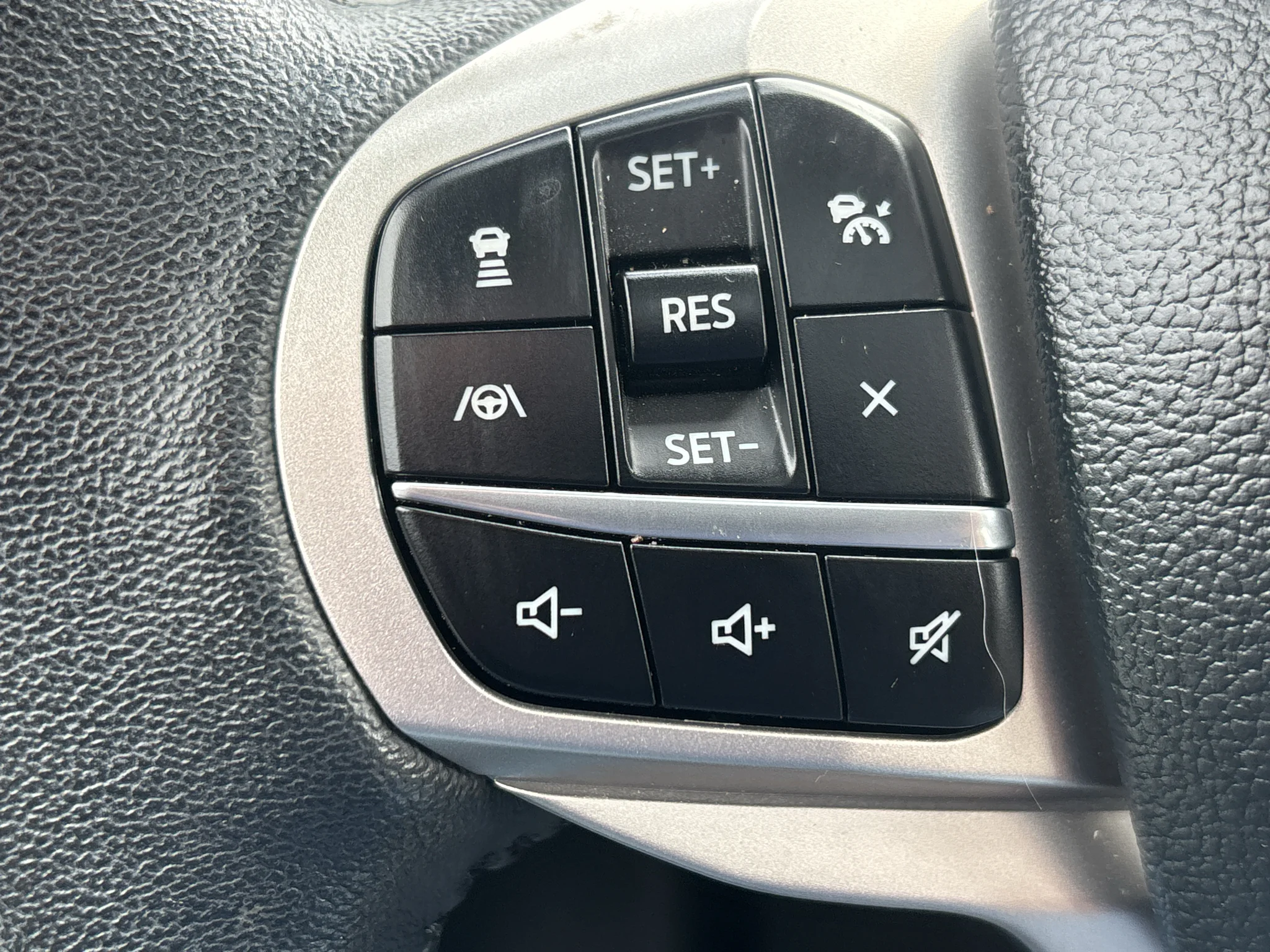Used 2024 Carbonized Gray Metallic Ford XLT image 16