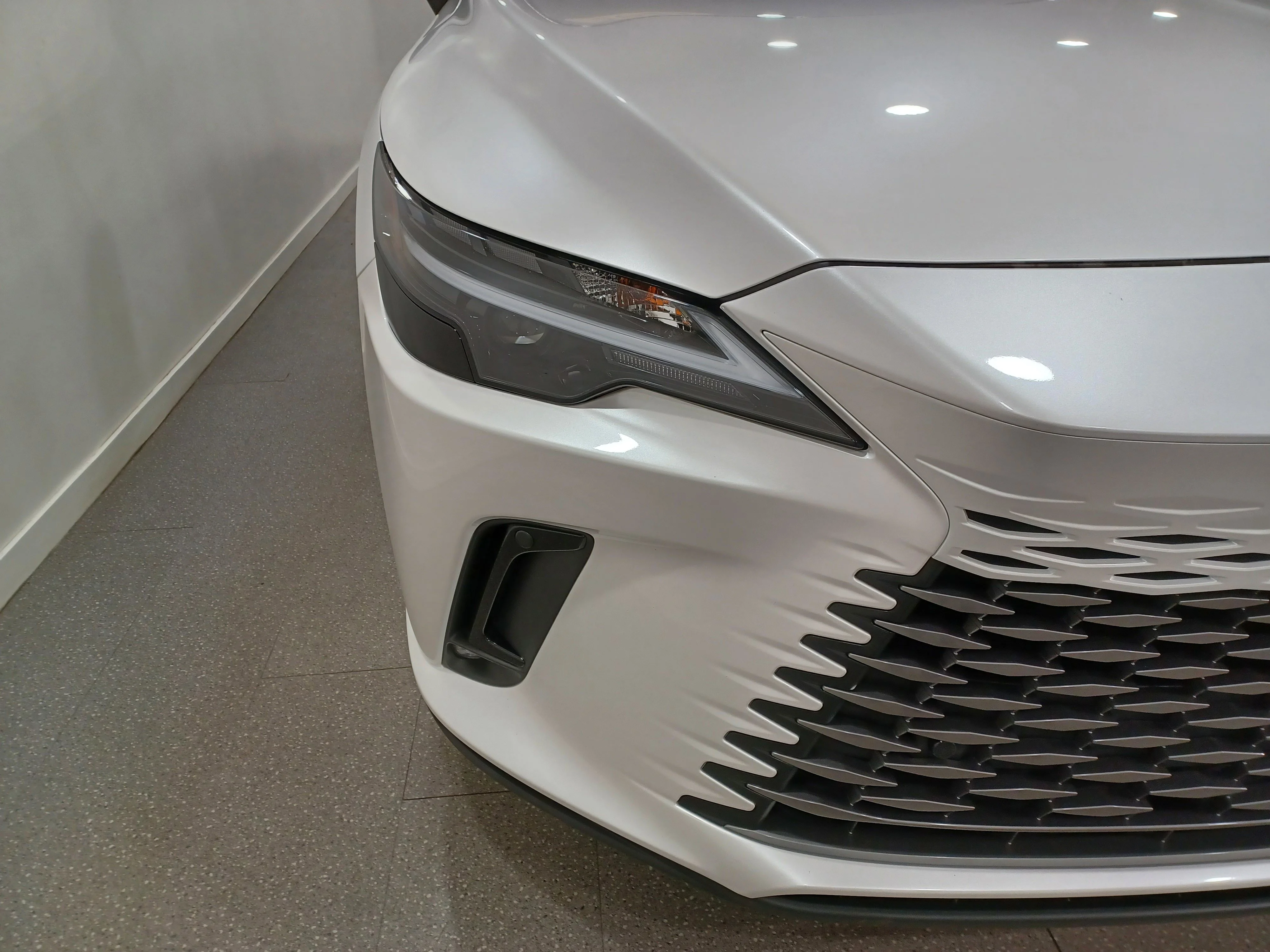 Certified Used 2023 Eminent White Pearl Lexus AWD*Adaptive Cruise | Cooled Leather | Pano Roof | Htd Wheel | Blind Spot Detection | Park Assist image 4