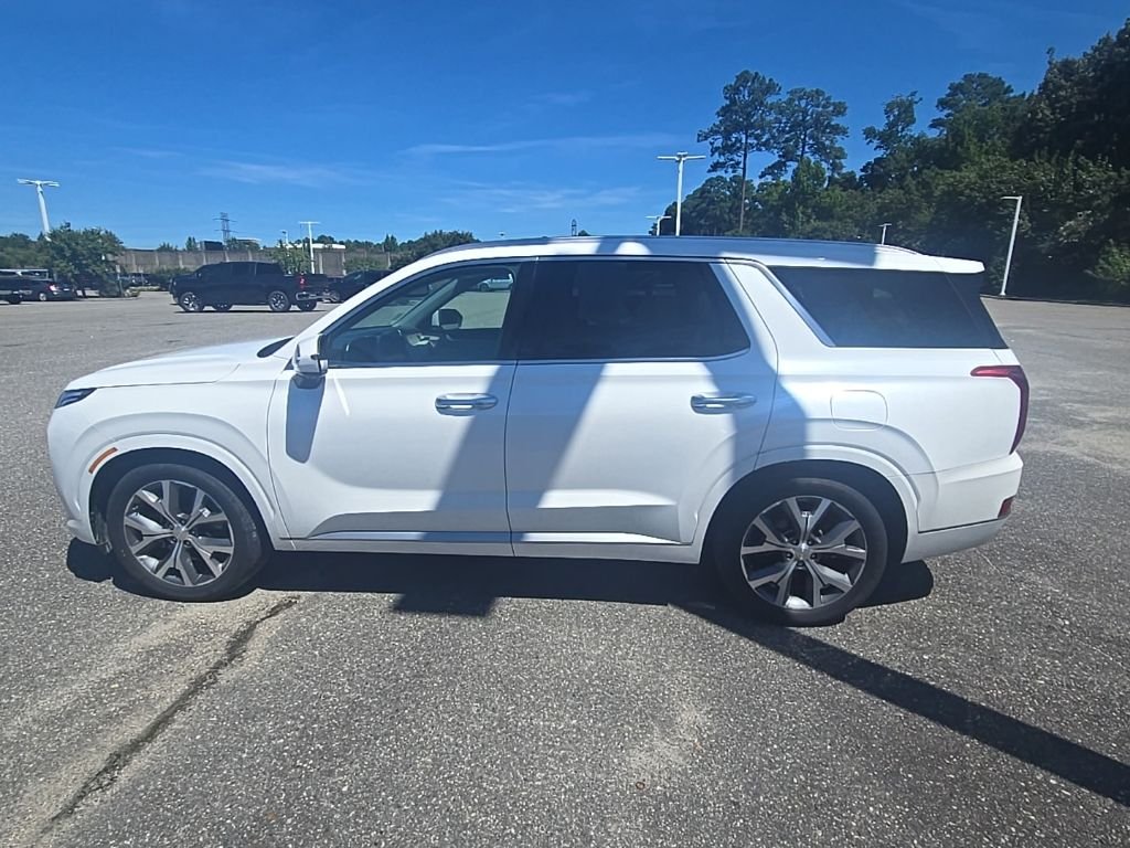 Used 2021 White Hyundai Limited image 8