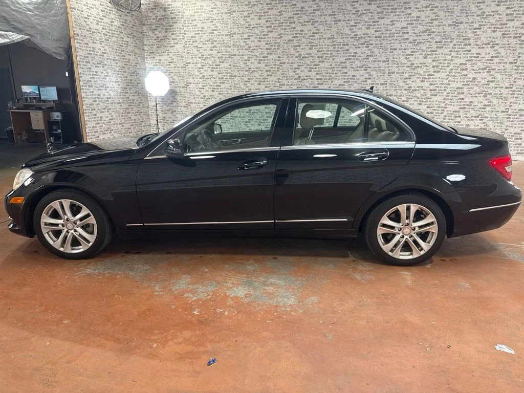 Used 2012 Black Mercedes-Benz C 300 image 4