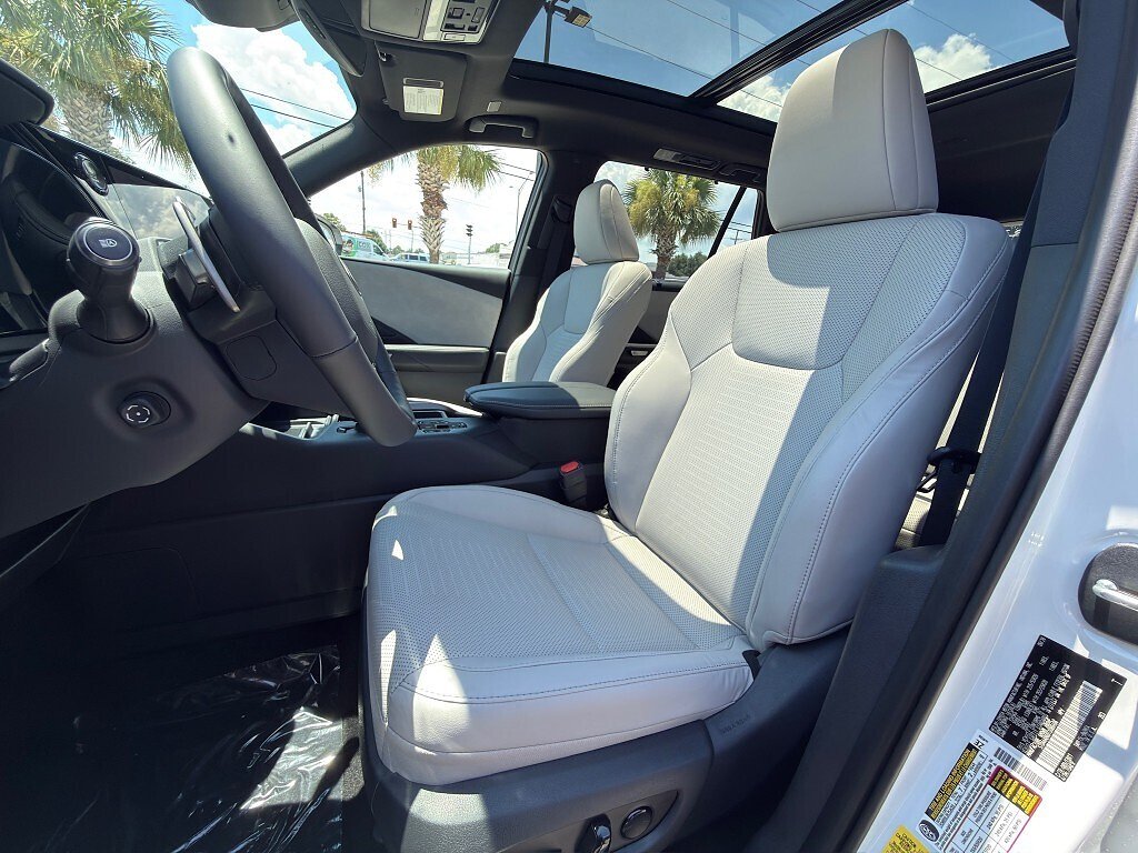New 2026 Wind Chill Pearl Lexus PREMIUM AWD image 16