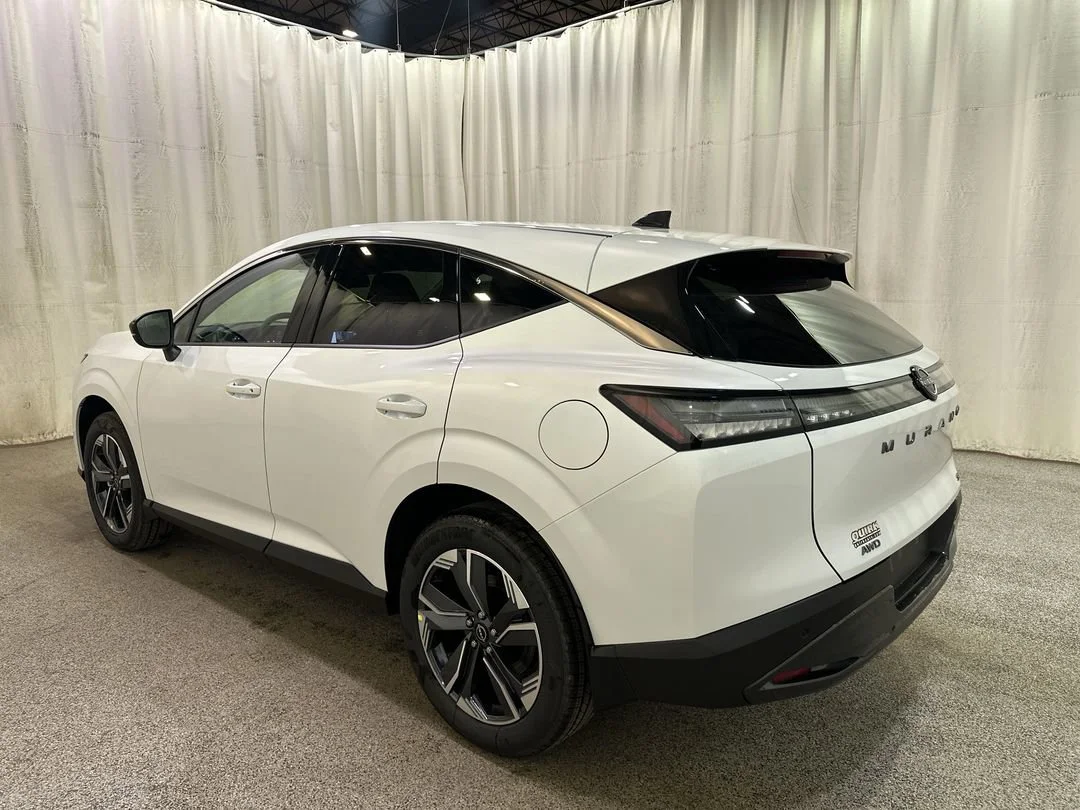 2026 Nissan Murano SL - Photo 9