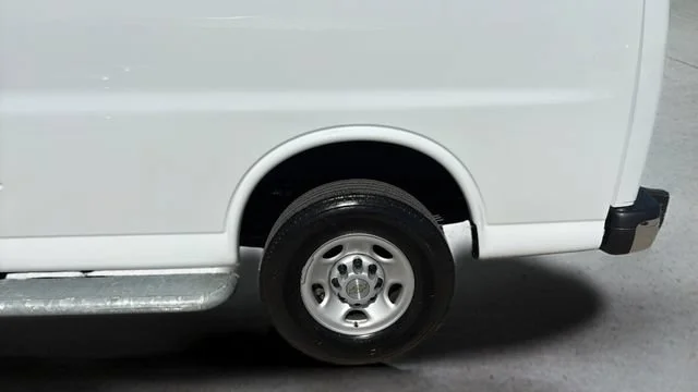Used 2024 Summit White Chevrolet WT image 34