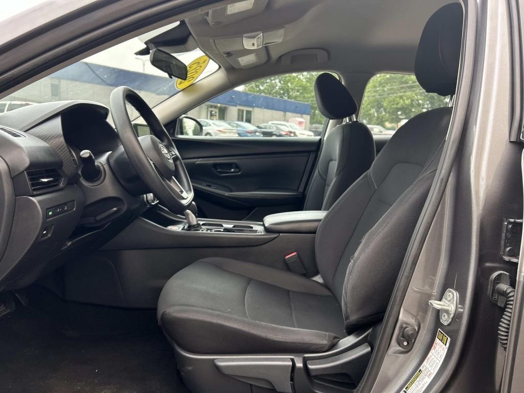 Used 2025 Gray Nissan S image 13