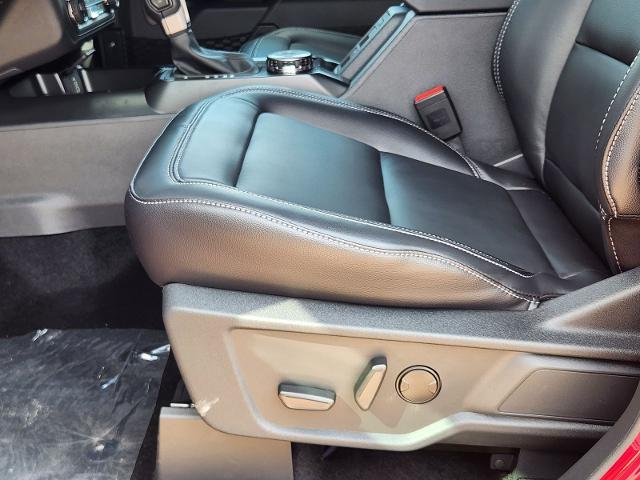 New 2026 Ruby Red Metallic Tinted Clearcoat Ford Outer Banks® image 41