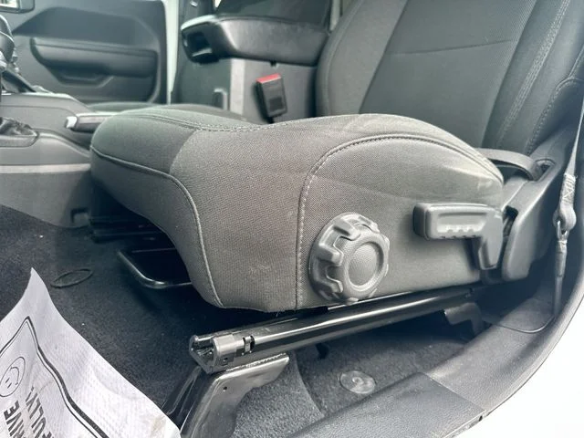 Used 2023 White Jeep Willys image 14