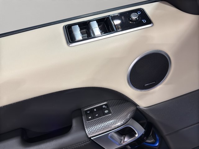 Used 2020 Blue Land Rover HST image 12