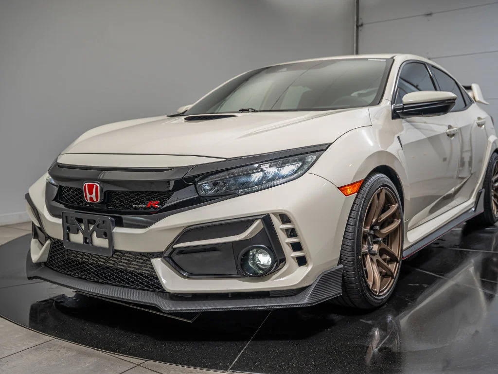 Used 2021 White Honda Touring image 14
