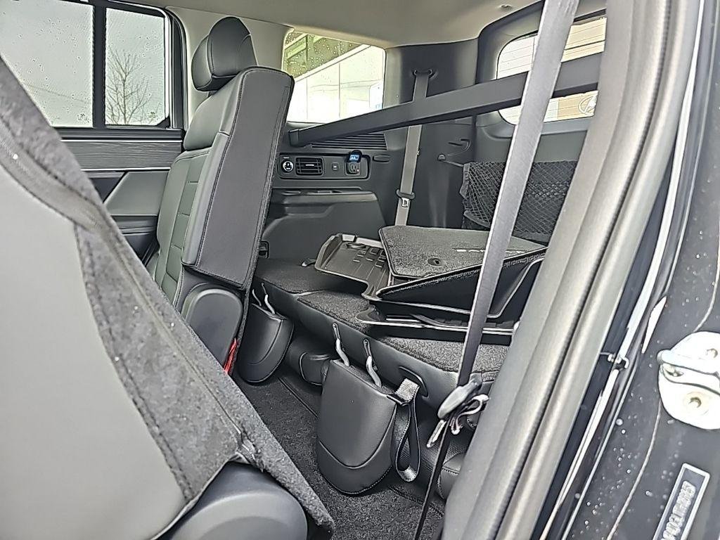 New 2026 Black Hyundai Limited AWD image 34