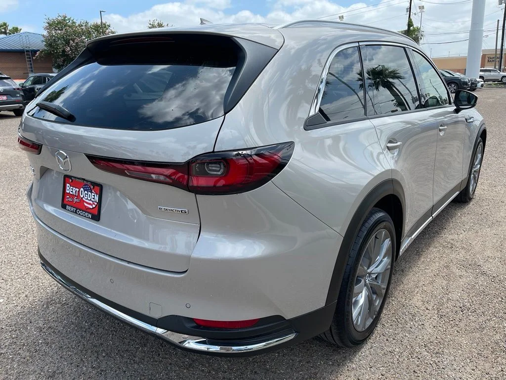 New 2026 Platinum Quartz Metallic Mazda 3.3 Turbo Premium Plus AWD image 9