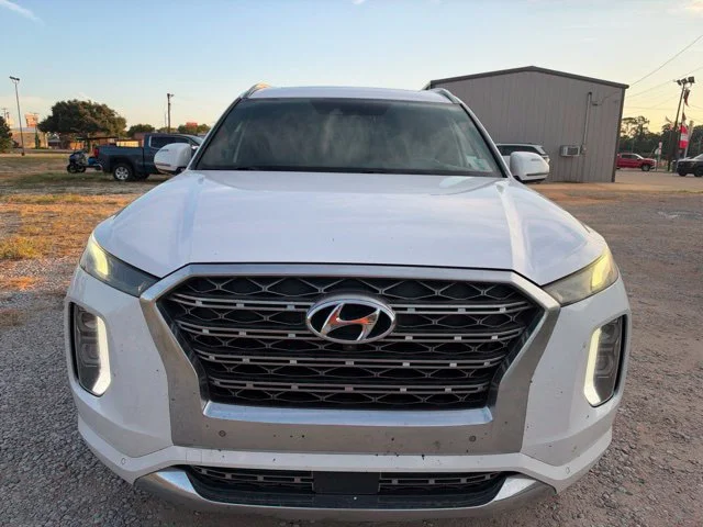 Used 2020 White Hyundai Limited image 4