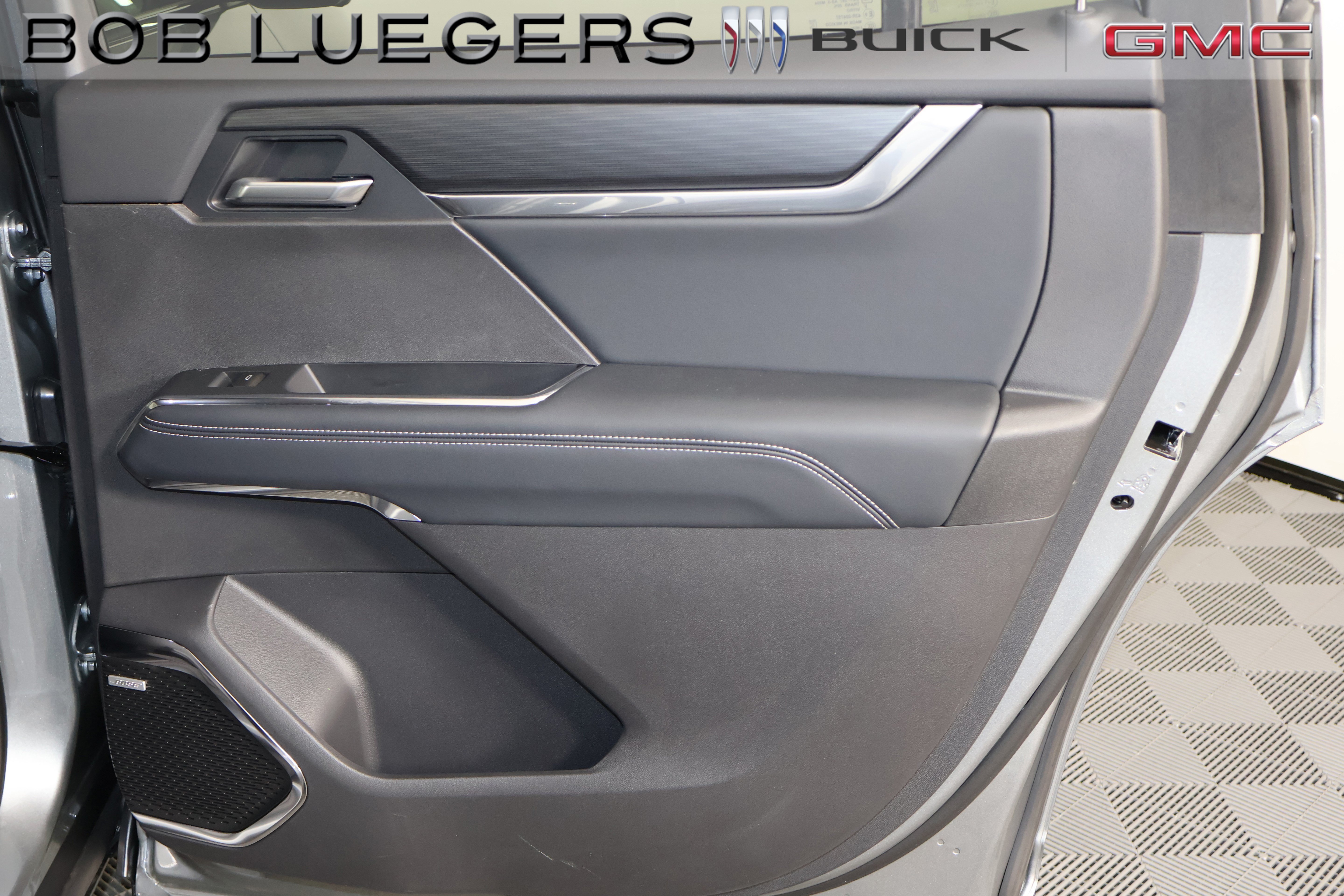 2026 GMC Acadia Elevation - Photo 15