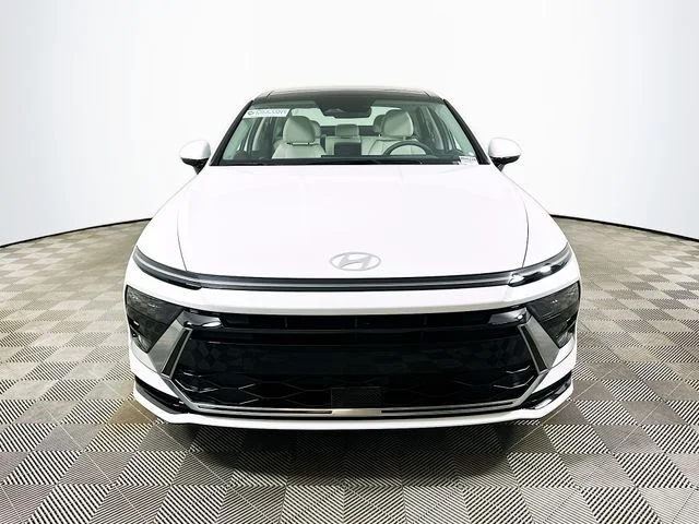 New 2026 White Hyundai SEL image 8