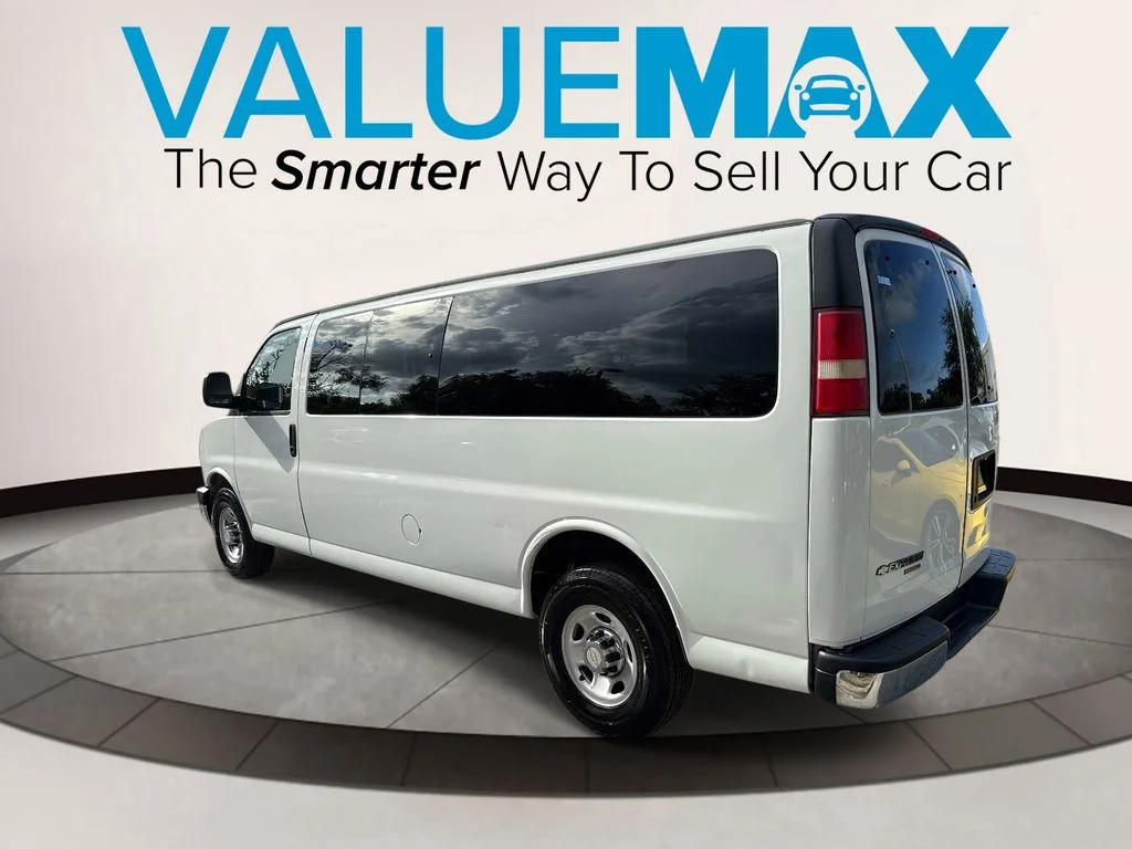 Used 2016 White Chevrolet LT image 6