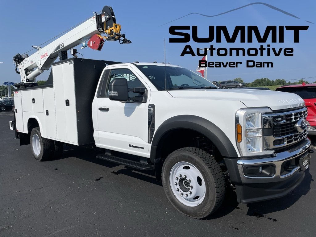 2025 Ford F-550 Super Duty Chassis Cab