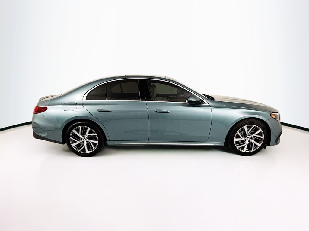 New 2026 Verde Silver Metallic Mercedes-Benz E 350 image 4