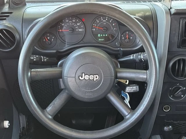 Used 2009 Silver Jeep X image 13