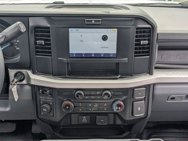 New 2026 Oxford White Ford F-250® XL image 17