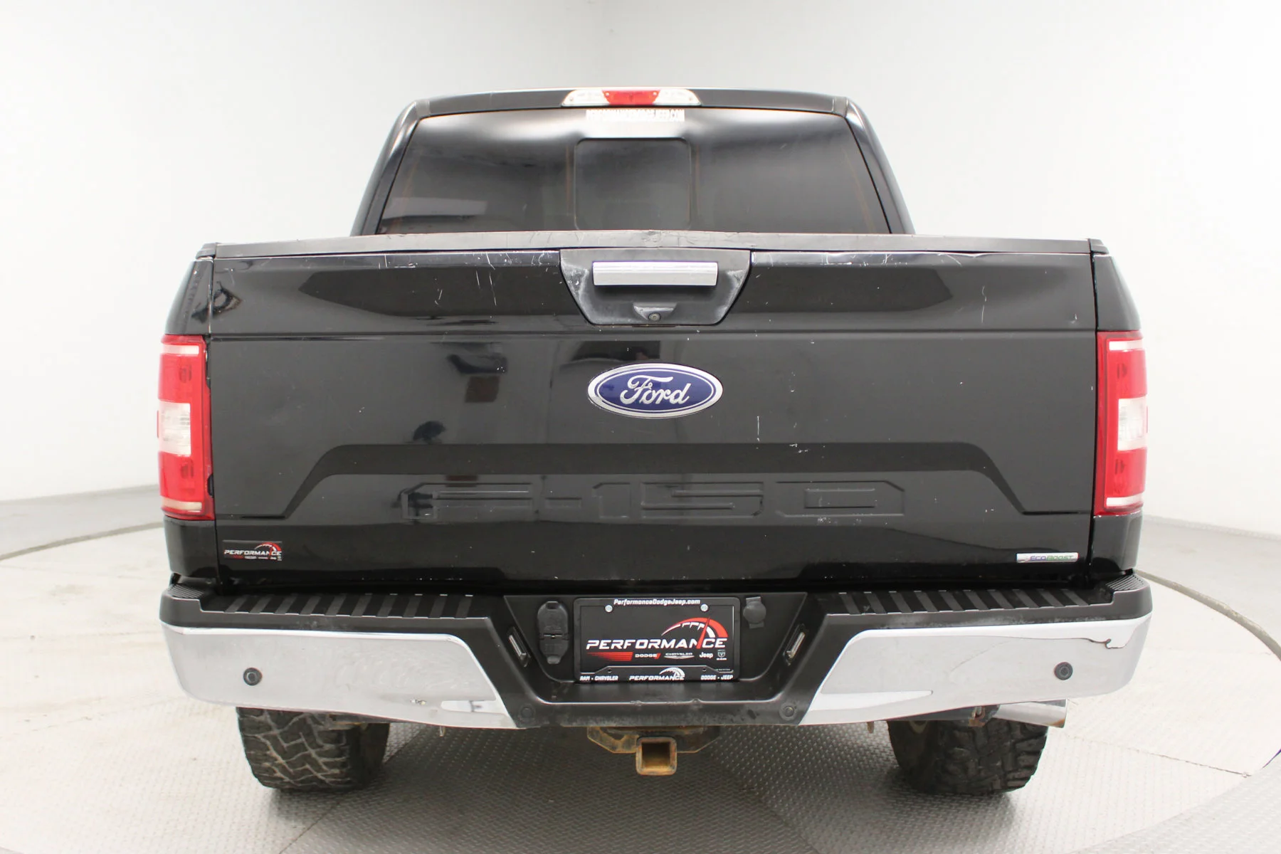 Used 2018 SHADOW BLACK Ford XLT 4X4  SUPER CREW BOX 4X4 image 37