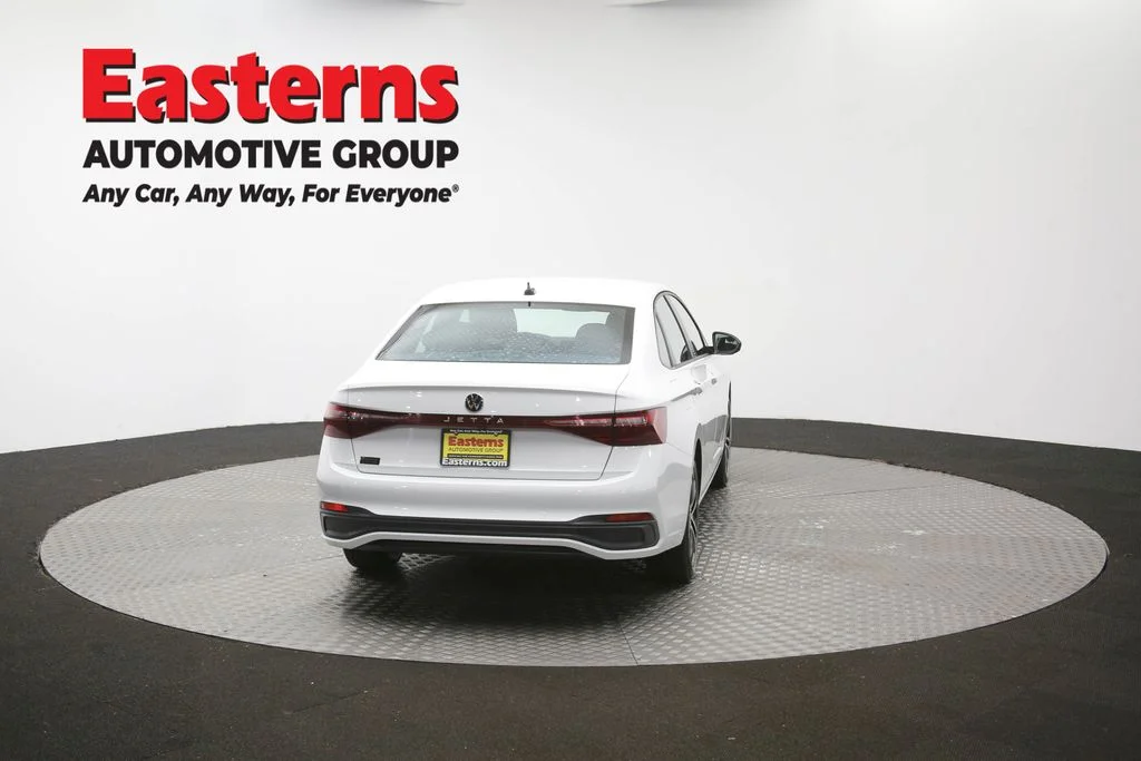 Used 2025 White Volkswagen 1.5T Sport image 36