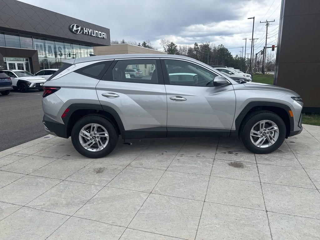 Used 2026 Silver Hyundai SE image 8