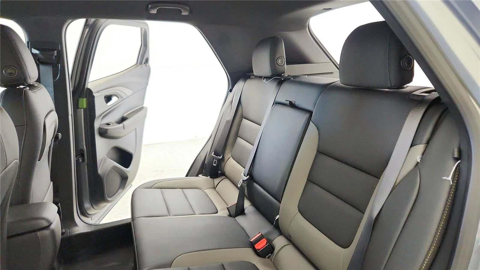 New 2026 Sterling Gray Metallic Chevrolet ACTIV image 23