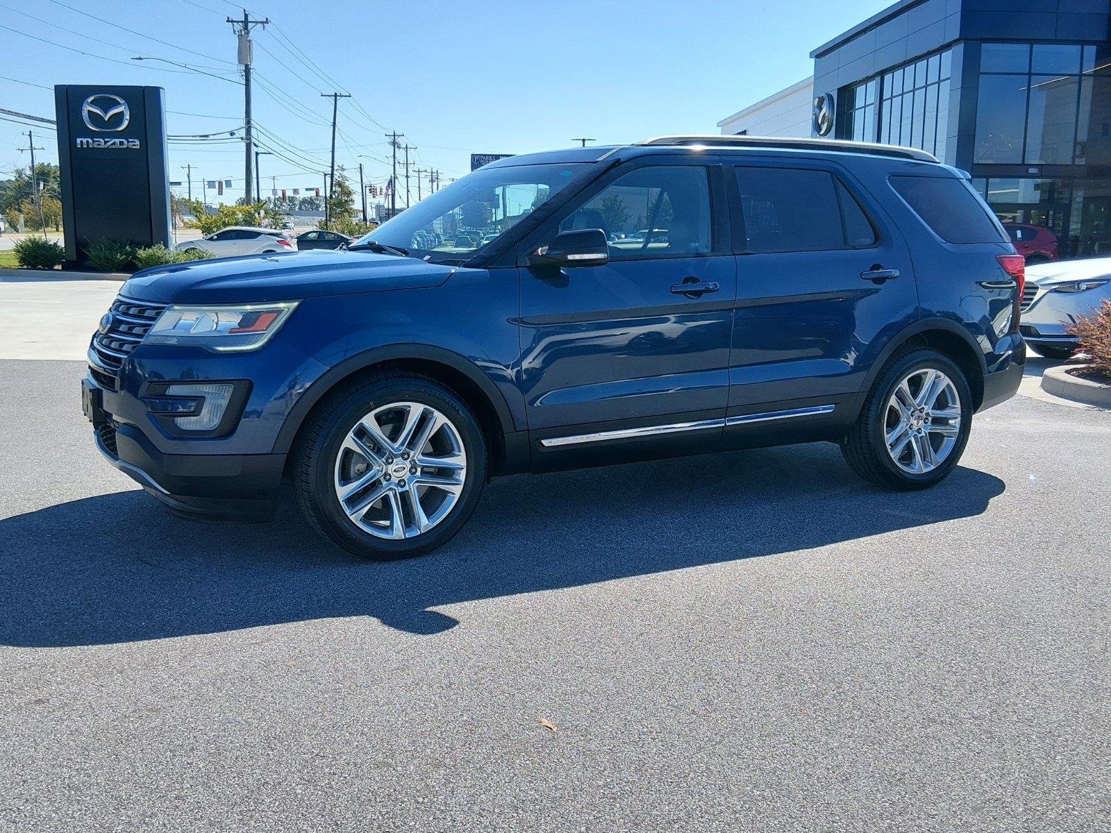 Used 2016 Blue Jeans Ford XLT image 1