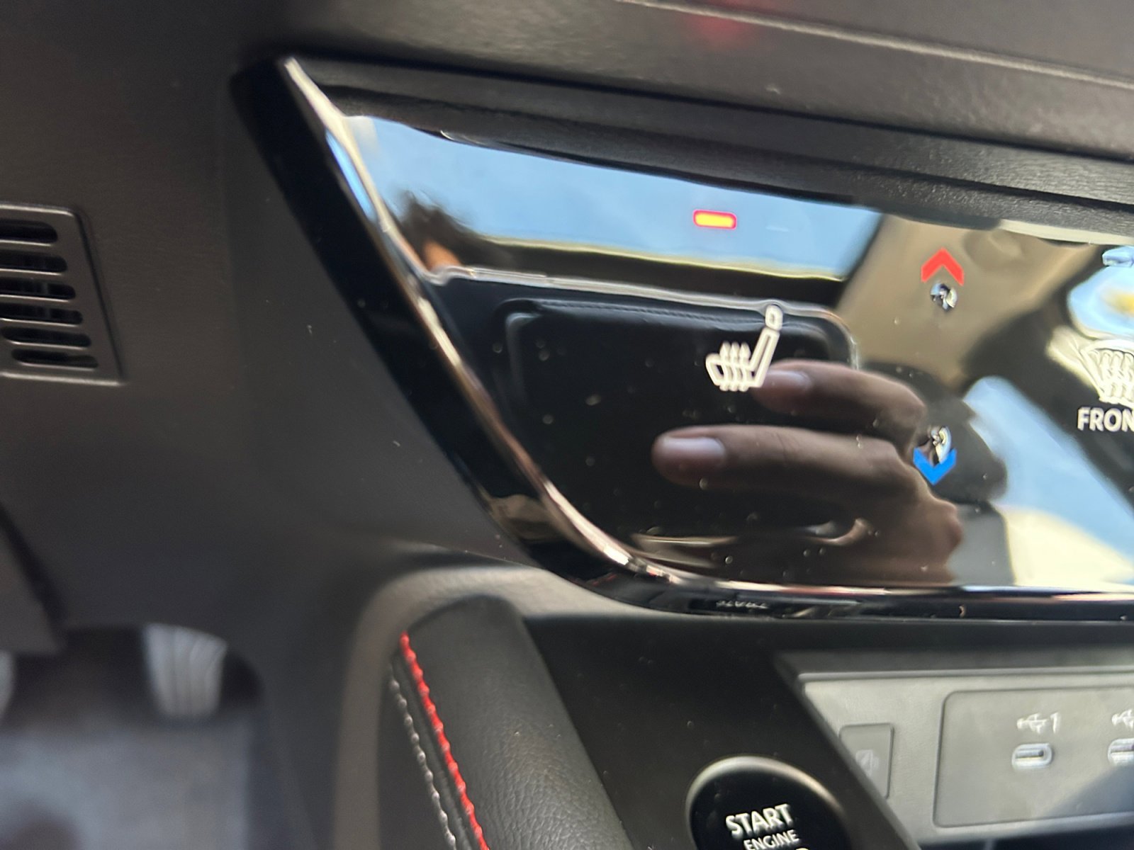 2026 Nissan KICKS SR AWD - Photo 25