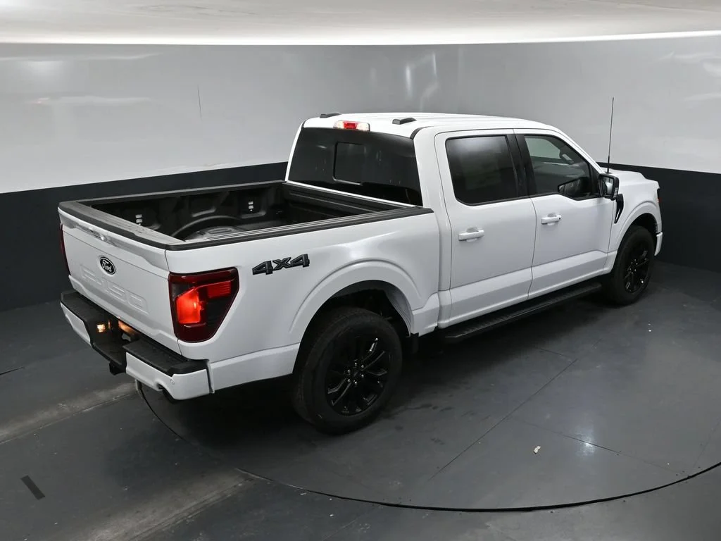 New 2026 Oxford White Ford XLT image 47