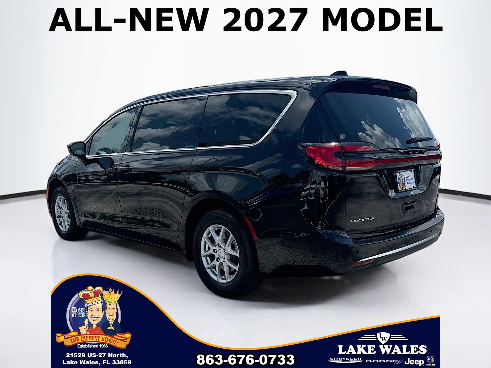 New 2027 Diamond Black Crystal Pearl-Coat Exterior Paint Chrysler  image 4