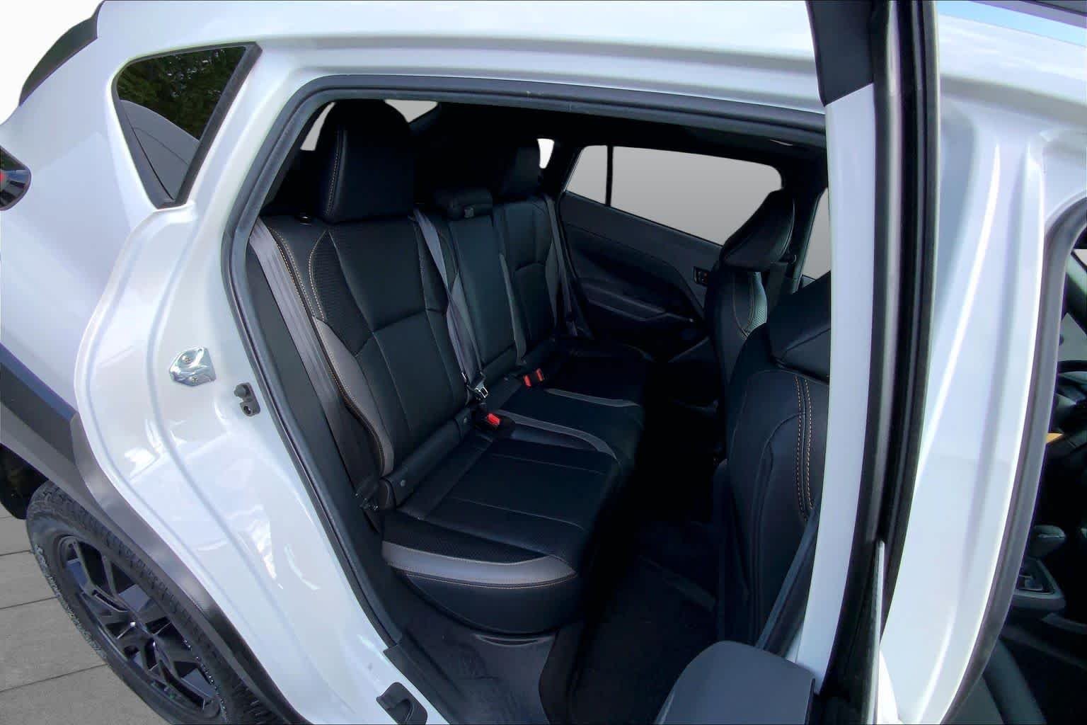 Used 2024 Crystal White Pearl Subaru Wilderness image 17