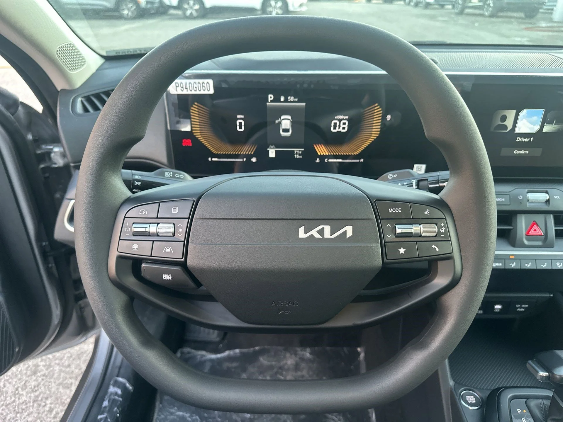 New 2026 Snow White Pearl Kia LXS image 13