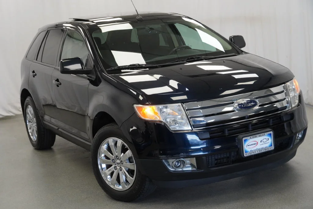 Used 2010 Black Ford SEL image 12