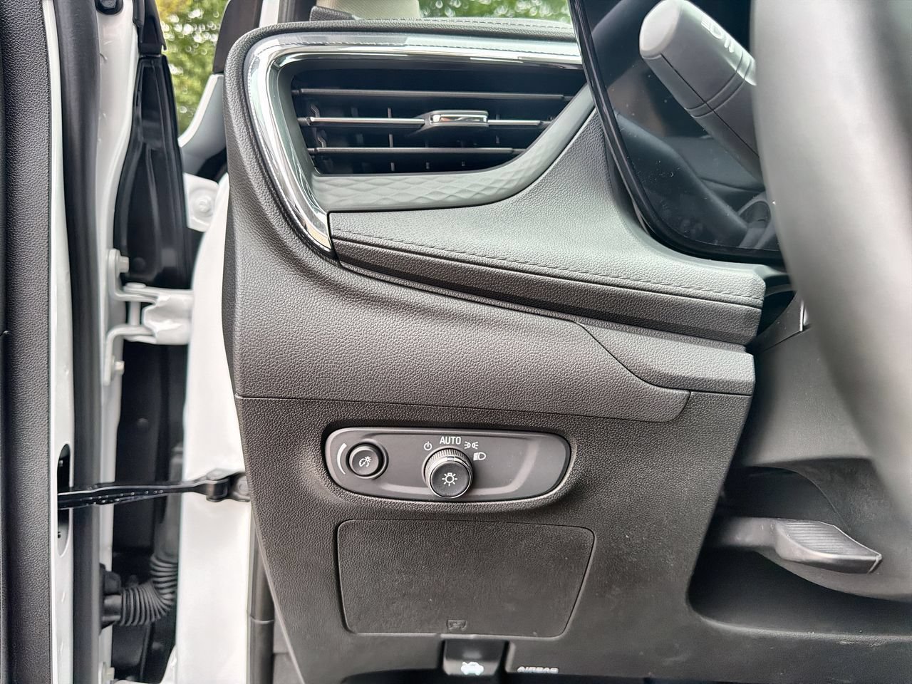 New 2026 Summit White Buick Sport Touring image 15