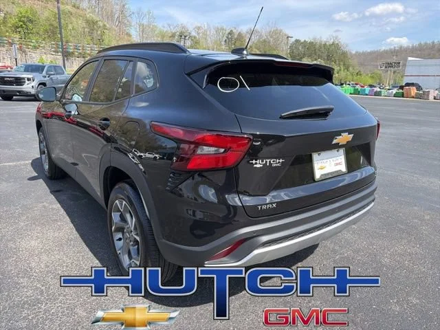 New 2026 Mosaic Black Metallic Chevrolet LT image 4
