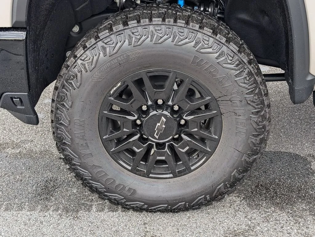 New 2026 White Sands Chevrolet ZR2 image 11