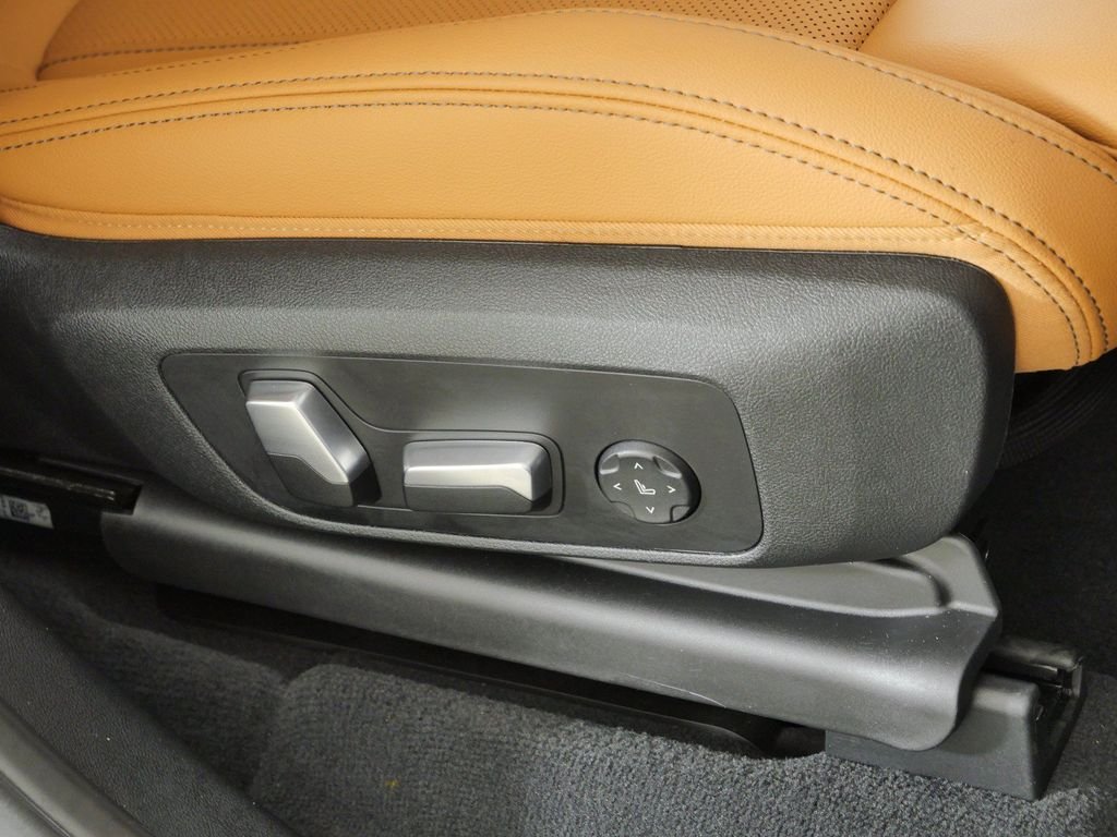 Certified Used 2024 Skyscraper Grey Metallic BMW xDrive30i image 27