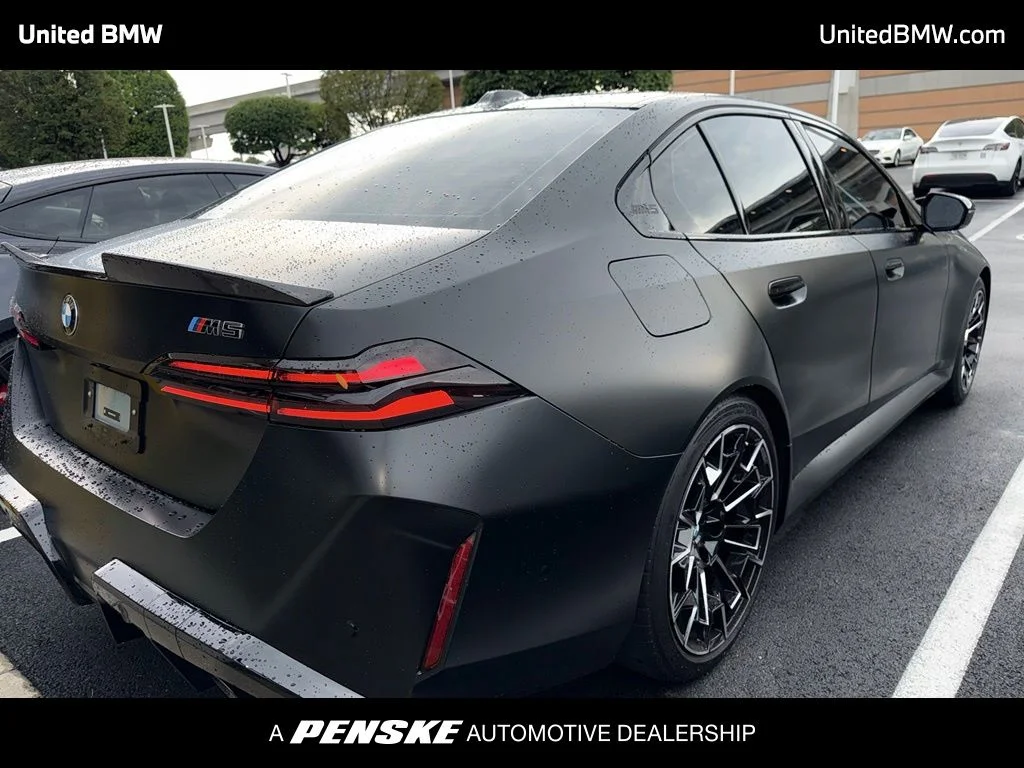Used 2026 Gray Metallic BMW  image 3