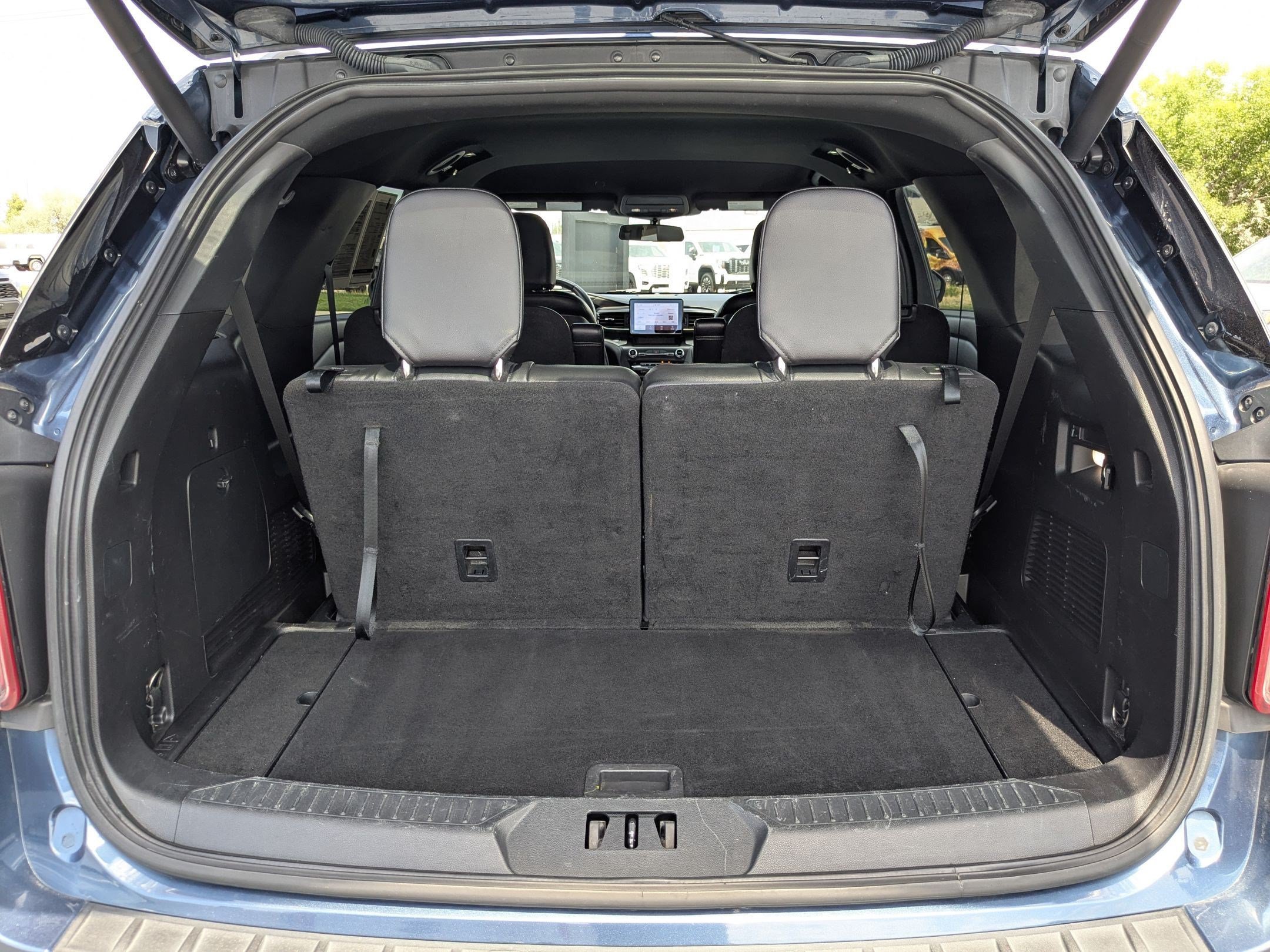 Used 2020 Blue Metallic Ford XLT image 32