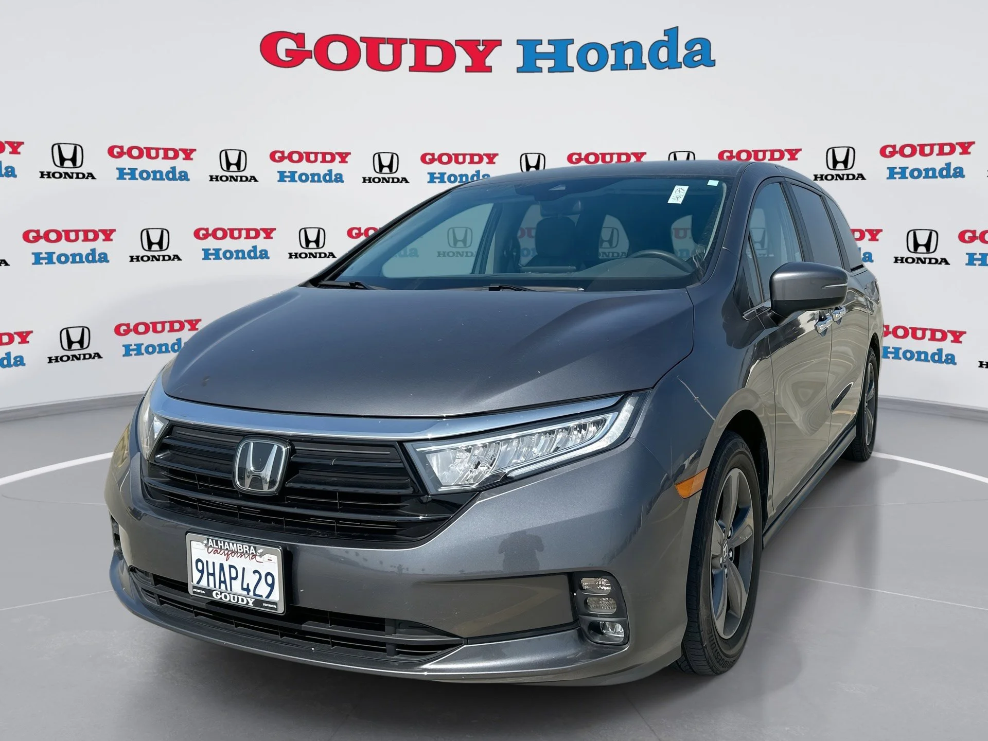 2023 Honda Odyssey EX's photo