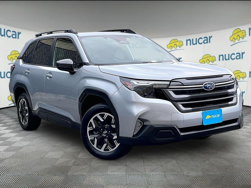 Used 2025 Ice Silver Metallic Subaru Premium image 1
