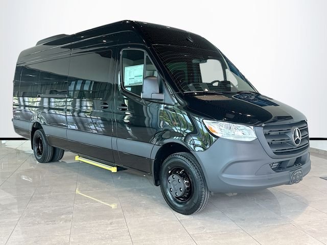 2026 Mercedes-Benz Sprinter 3500 Cargo 170 WB