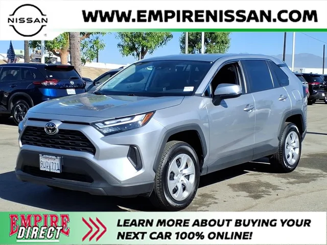 2025 Toyota RAV4 LE