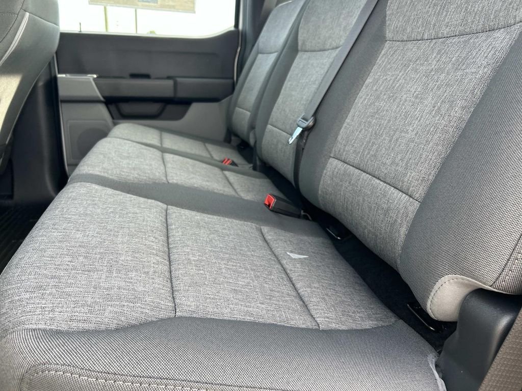 New 2026 Oxford White Ford F-250® XL image 19