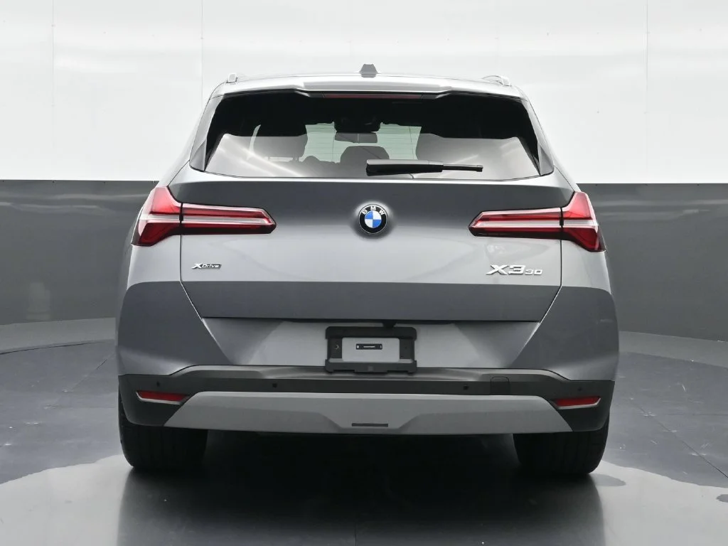 2026 BMW X3 30 - Photo 16