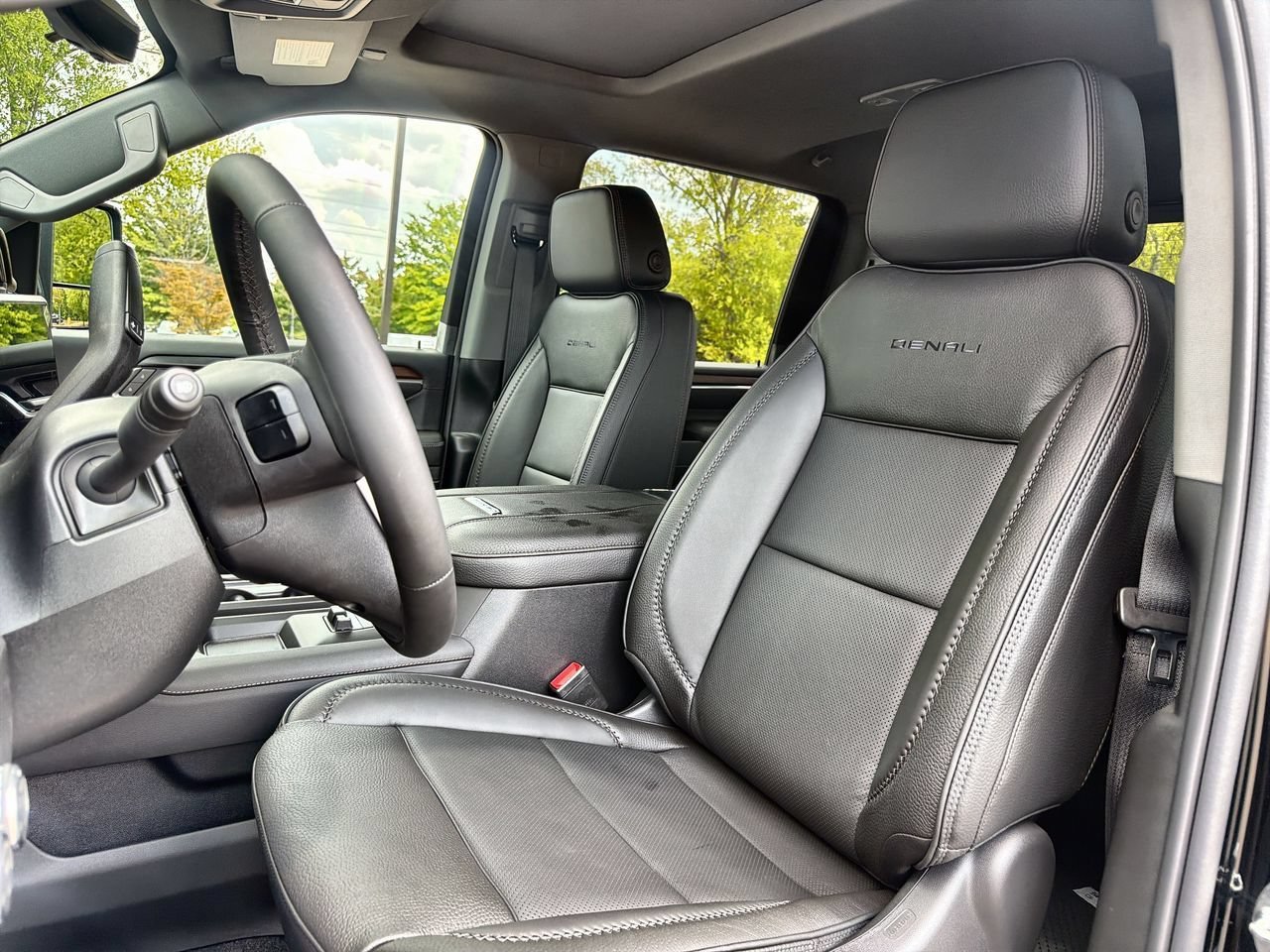2026 GMC Sierra 3500HD Denali - Photo 16