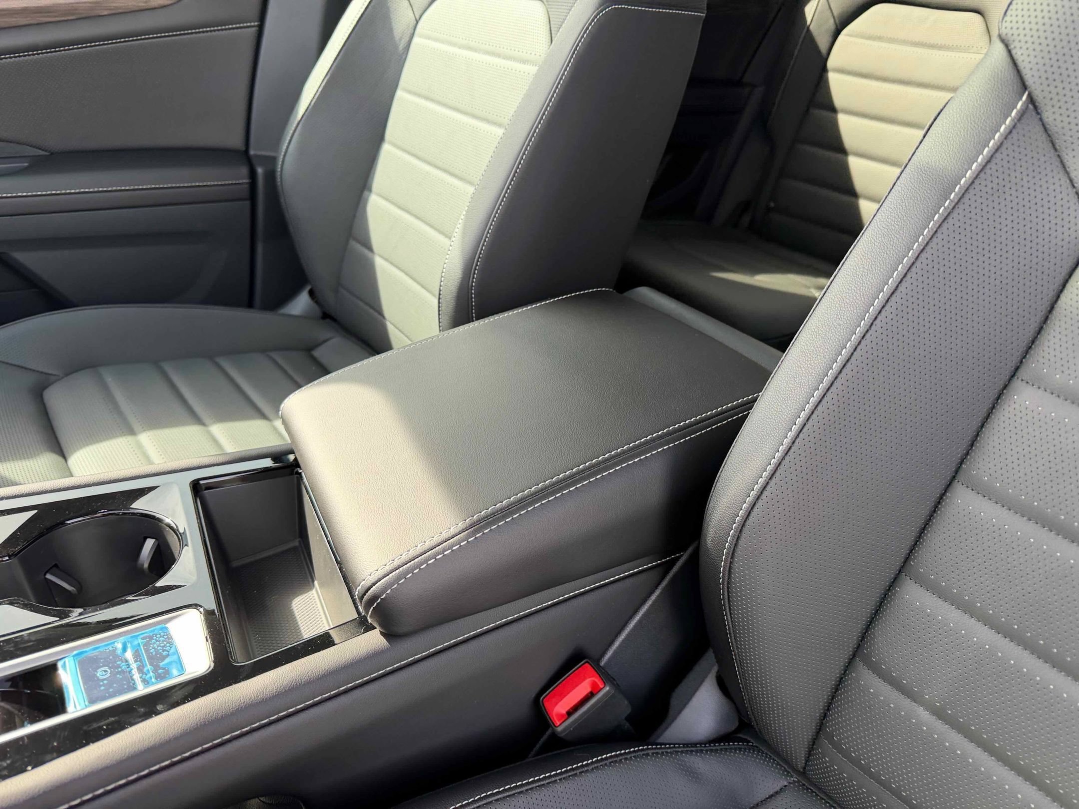 New 2026 Blue Volkswagen 2.0T SEL image 26