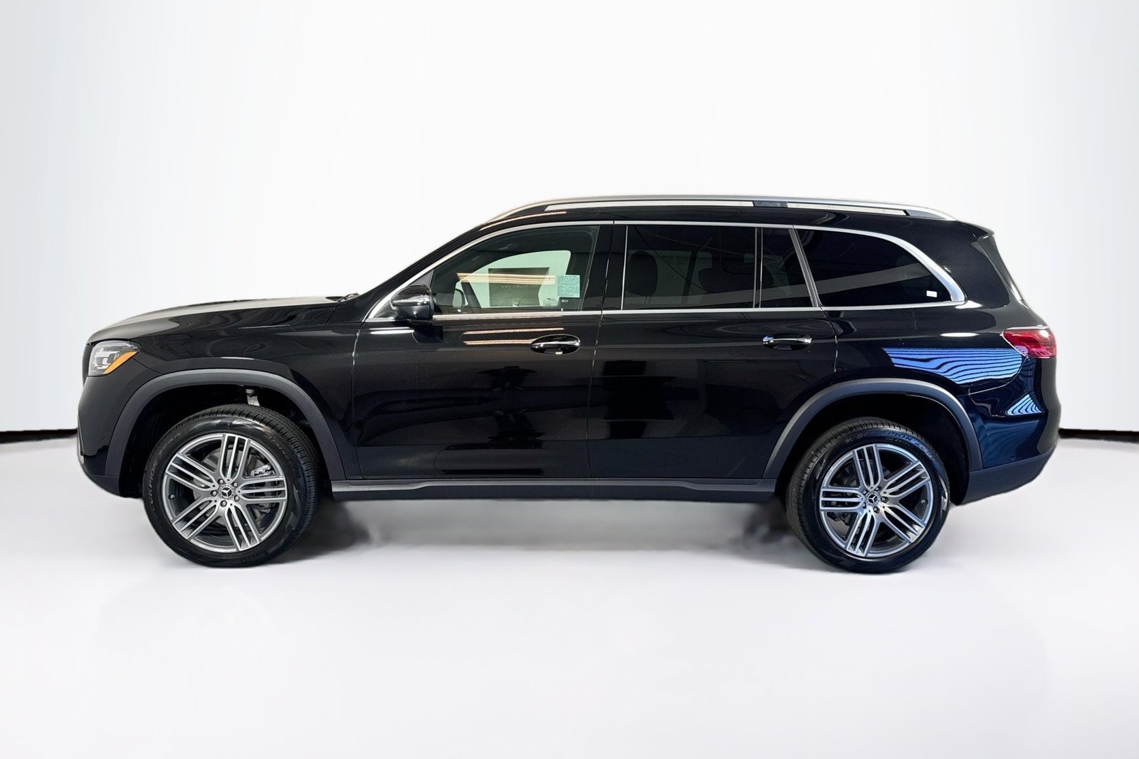 New 2026 Obsidian Black Metallic Mercedes-Benz GLS 450 image 8